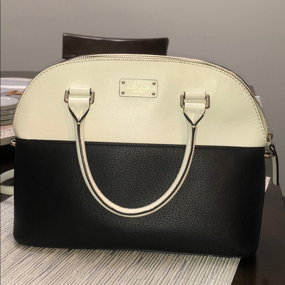 kate spade Handbags - Kate Spade Carli Dome Bag